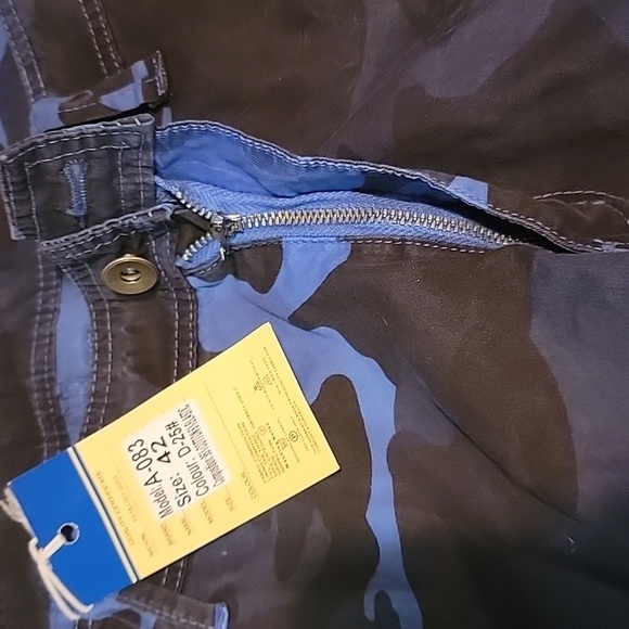 Mens blue black and Gray Cargo shorts size 42 - Picture 5 of 5